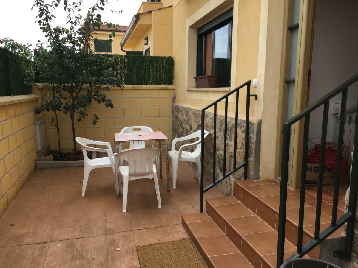 Chalet Pradonavas Navas de San Antonio ภายนอก รูปภาพ